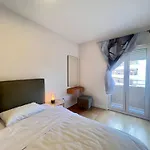 Argentum Point 1br Апартаменти *