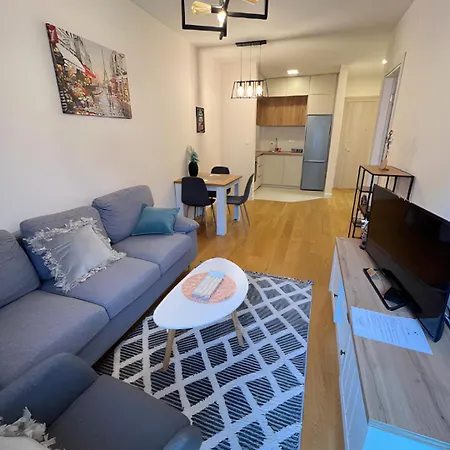 Argentum Point 1br Апартаменты